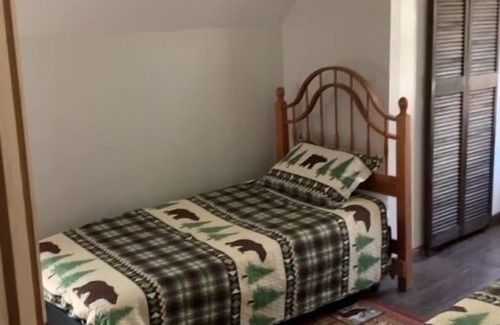 Lincoln Other | Lincoln Park Lakeside