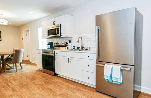 Boger City House | Lincolnton Farm Lodge | 2 Beds & Fire Pit with Huge Backyard!