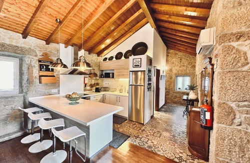 Sever do Vouga House | Linda Casa de Pedra com Piscina.- a 19 Min. de Águeda