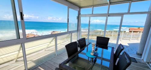 Ramsgate Beach Apartment | Linden Terrace 5 - Sleeps 7