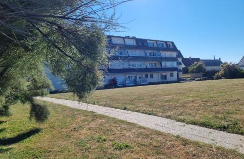 Lion-sur-Mer Apartment | Lion Beach