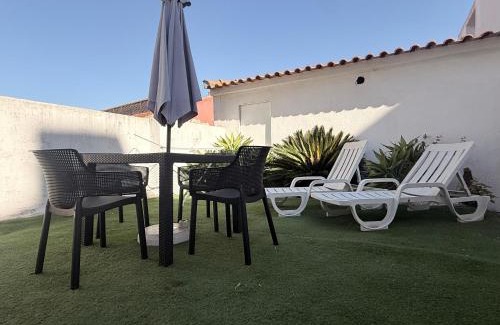 Santa Isabel Apartment | Lisboa, Central Lisbon, Charming Patio House, , WIFI, Air Conditioning, Near Metro, by IG