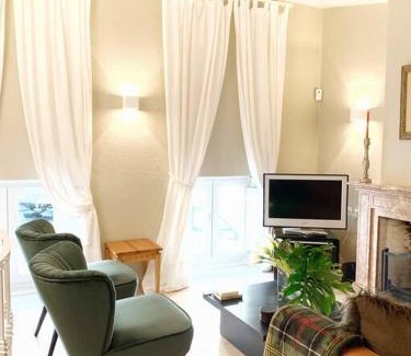 Merces Apartment | Lisbon Cottage Principe Real