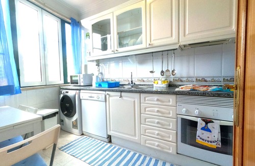 Barcarena Apartment | Lisbon, modern T2 apartment with balcony in Barcarena, Oeiras