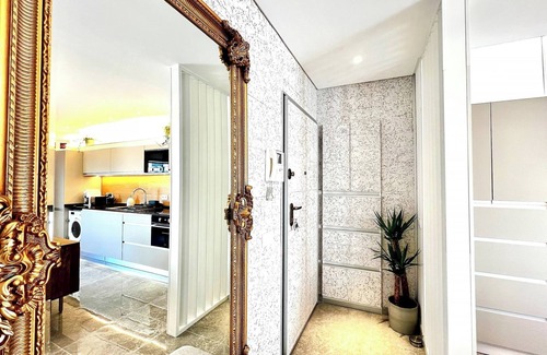 Parque das Nacoes Apartment | Lisbon Prestige River View Condo by BeCherish