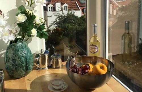 Santos Apartment | Lisbon Secret & Lapa River View Apartment