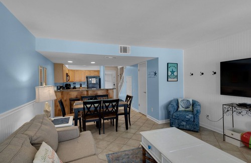 Miramar Beach House | Listen to the Waves Crash from Every Room in this Relaxing Gulf Front Condo!