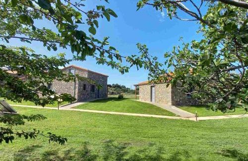 Eresos-Antissa Apartment | Lithos Villas