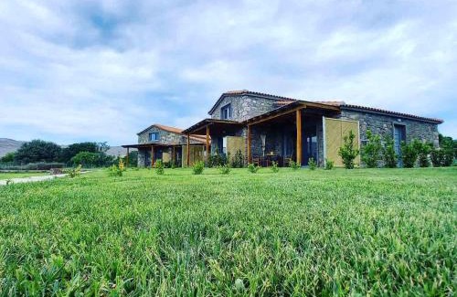 Eresos-Antissa Apartment | Lithos Villas