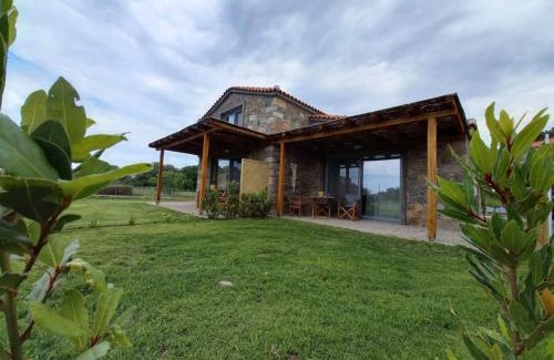 Eresos-Antissa Apartment | Lithos Villas