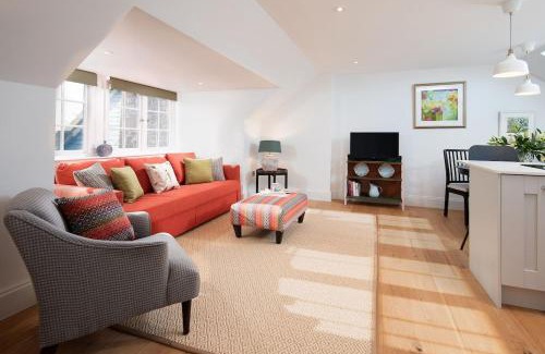 Gullane House | Little Archer
