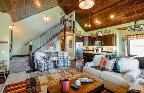 Deadwood Cabin | Little Badger Lodge at Gilded Mountain