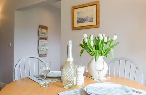 Ludwel House | Little Bank Cottage