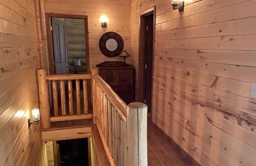 Fairplay Cabin | Little Bear's Log Cabin w Mountain views on quiet acreage, close to Breckenridge