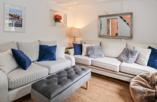 Minster Cottage | LITTLE BLUE COTTAGE, pet friendly, with open fire in Minster