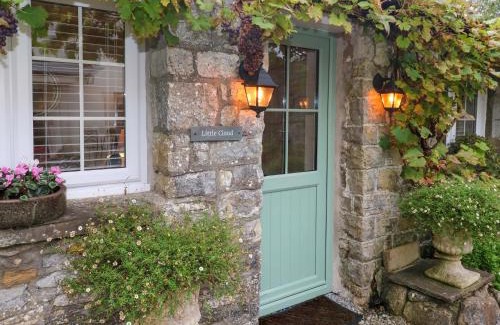 Cowbridge House | Little Cloud