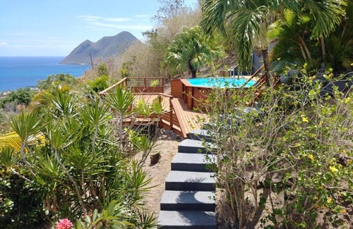 Le Diamant Apartment | Little corner of paradise seen on the diamond rock. Nice benefits