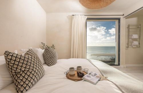 Praa Sands House | Little Cottage