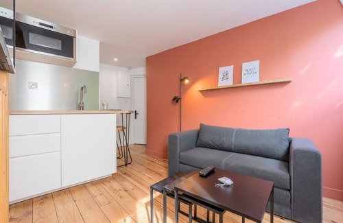 Lille Centre Ville Apartment | Little duplex in République beaux arts
