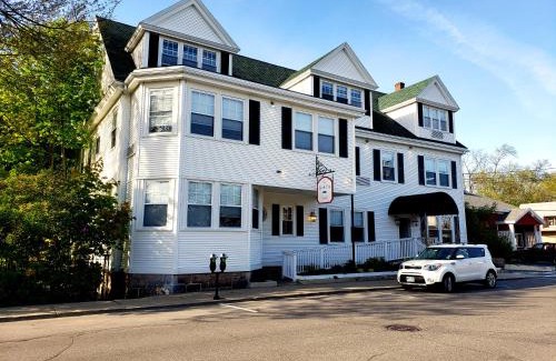 Bar Harbor Hotel | Little Fig Hotel
