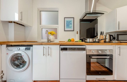 Wimborne House | Little Hamilton - Wimborne