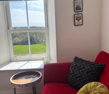 Porthtowan House | Little Hillside