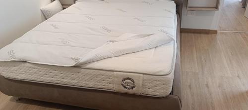 Azzano San Paolo House | Little House Leonardo Airport