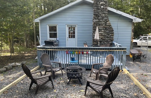 Pocono Summit House | Little house on the summit- relaxing getaway