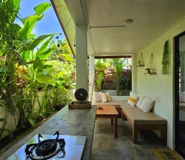 El Nido House | Little house