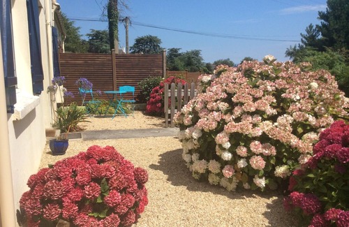 Carantec House | Little house with garden