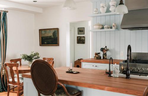 Ameliasburgh House | Little Louis - A Princely Take on a County Getaway