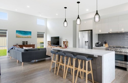 Normanville House | Little Miss Parumba - 11 Parumba Drive