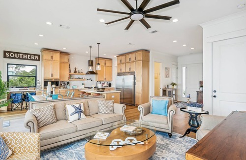 Gulf Breeze House | Little Palm - Luxurious Waterfront Hidden Gem - Breathtaking Views - New Dock