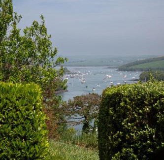 Salcombe House | Little Pebble