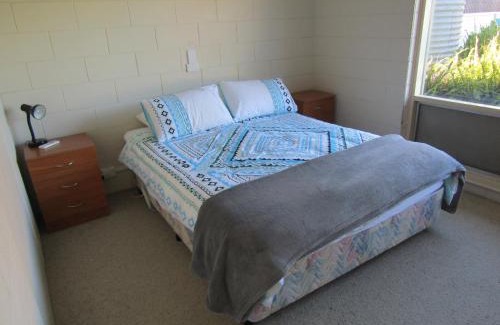 Melville House | Little Ray of Sunshines by the Sea