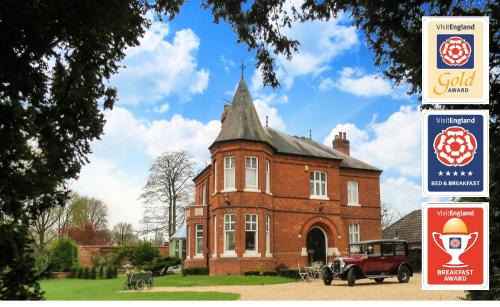Lincoln Bed & Breakfast | Little Redlands B&B