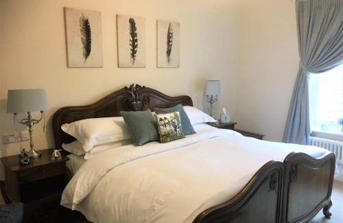 Lincoln Bed & Breakfast | Little Redlands B&B