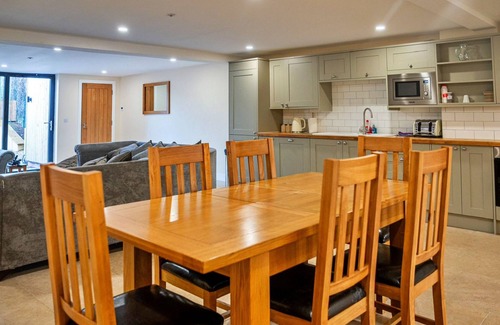 Little Rissington House | Little Rissington - Barn Eight by Interhome