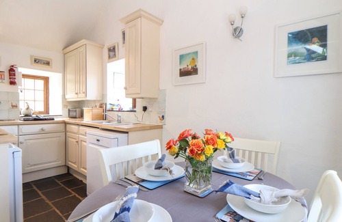 Saint Erth Praze Cottage | LITTLE RIVIERE, pet friendly, character holiday cottage in Hayle