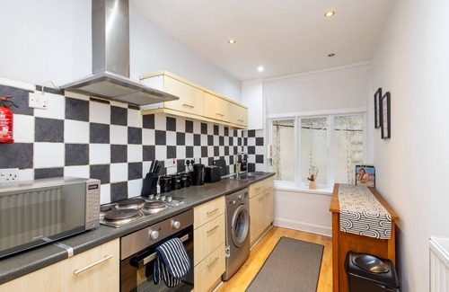 Headingley Apartment | Little Saint Hilda’s