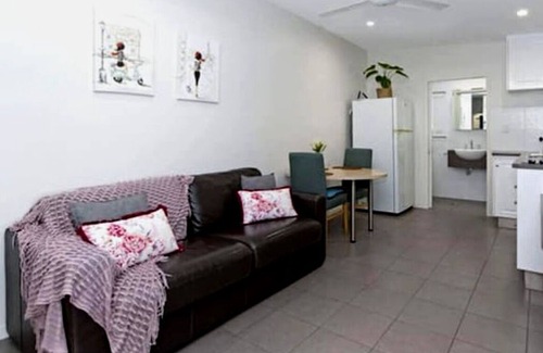 Gulliver Apartment | Little Villa | Secure and Central Townsville*FULLY SERVICED and FURNISHED*