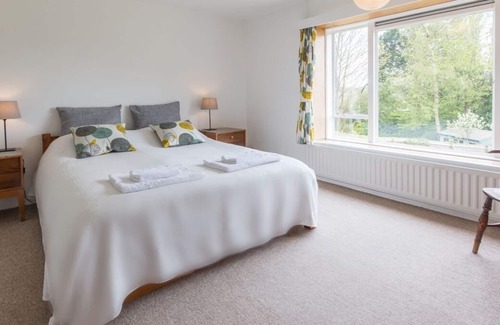 Wareham Apartment | Little Westport, Wareham. Sleeps 8 & baby
