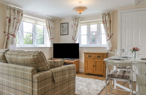 Fiddington House | LITTLE WOODCOT, with a garden in Burton, Somerset