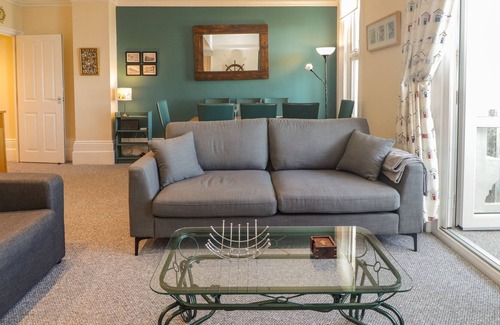 Littlestone-on-Sea Apartment | LITTLESTONE BEACH APARTMENT, pet friendly in Greatstone-On-Sea