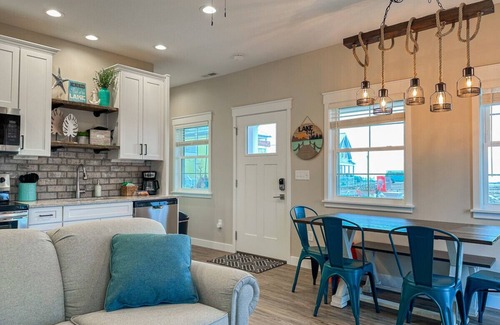 Celina Cottage | Liv for Dayz: A Rustic Modern Lakeside Cottage w/HOT TUB!