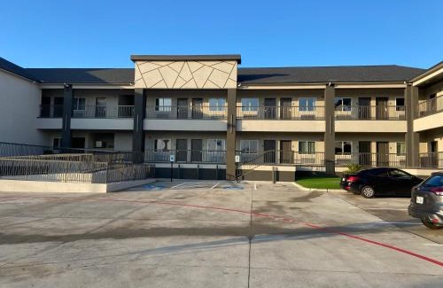 Greater Greenspoint Hotel | LiV Inn & Suites Houston