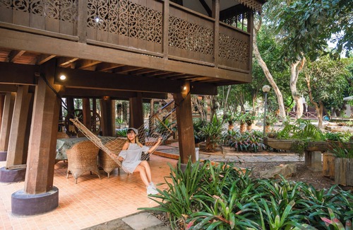 San Sai House | "Live like a Local" Wooden House