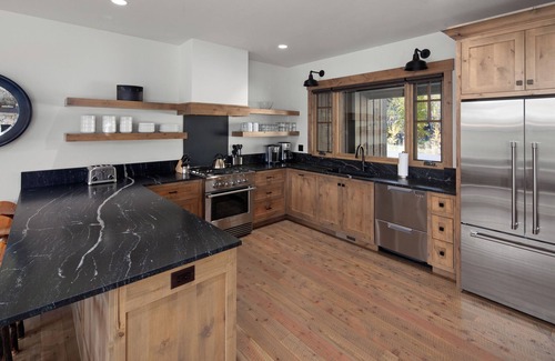 Whitefish Apartment | Live the Lodge Life | Luxe Home Near Trails, Lake & Spa Amenities