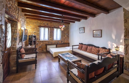Anatoli Villa | Live the real Cretan life - Aggeliki villa