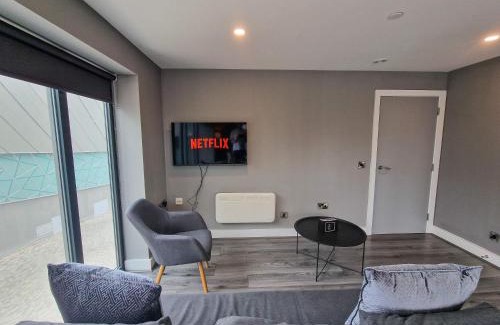 The Docks Apartment | Liverpool Dockside Apartment by City SuperHost
